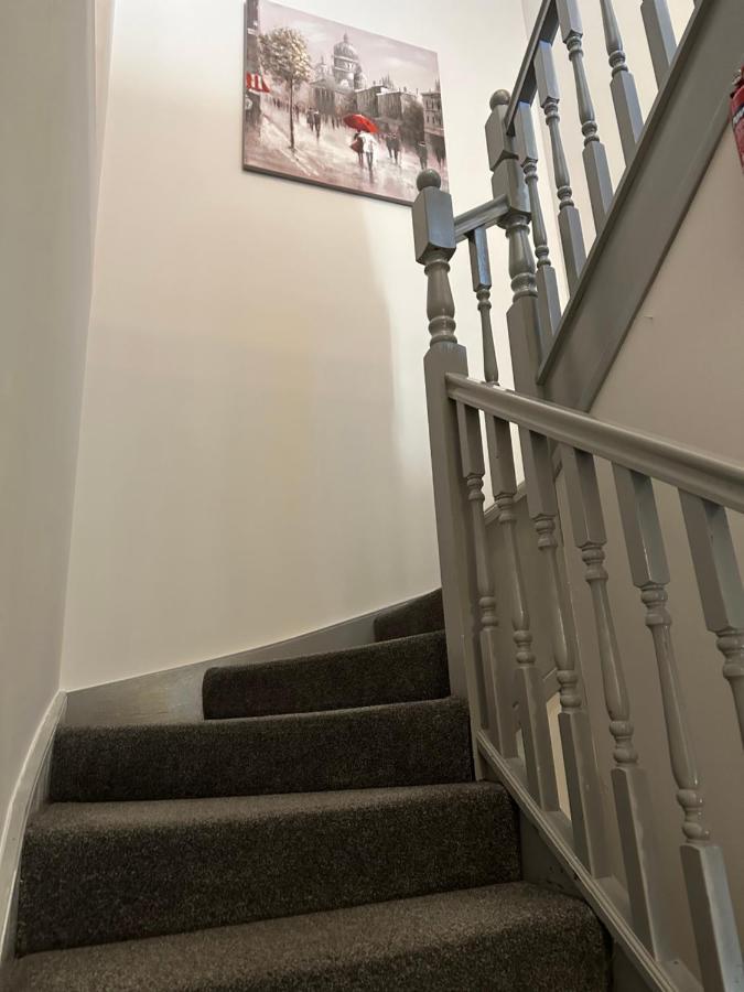 5 Bedroom Central Penthouse Apartment EDI Eksteriør bilde